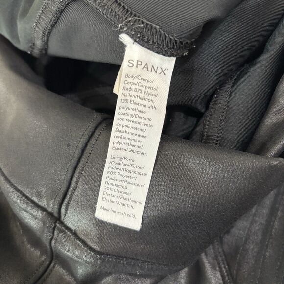 Spanx Faux Leather Moto Leggings Women M Black Pleated Stretch Shaping Elastic - Picture 6 of 10